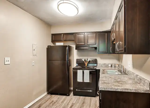 Property at Continental Terrace - 3315 E Longview Ave, Bloomington, IN, 47408, 2 beds, 1 bath, [object Object]