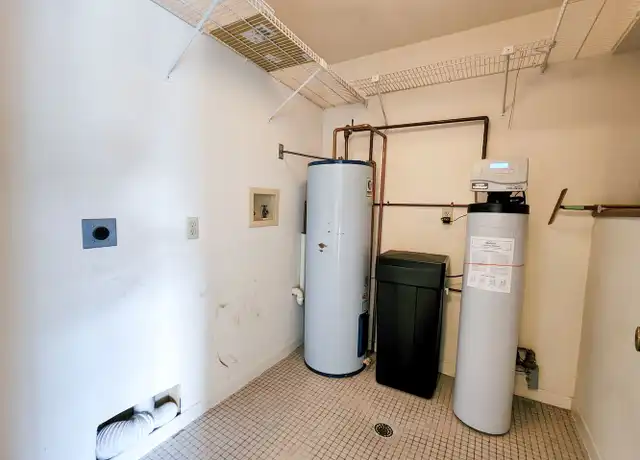 Property at 16 W Klubertanz Dr Unit 8, Sun Prairie, WI, 53590, 2 beds, 1 bath, [object Object]