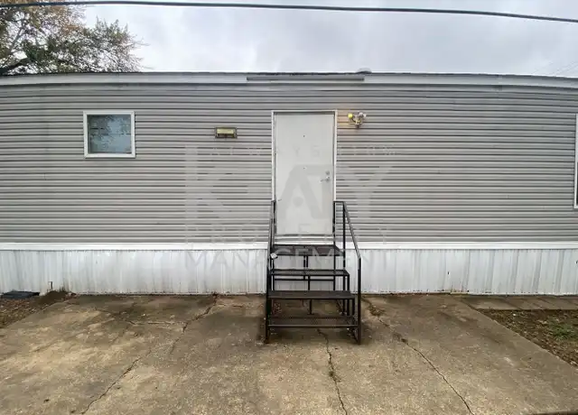 Property at 926 S Railroad Ave, Opelousas, LA, 70570, 3 beds, 2 baths, [object Object]