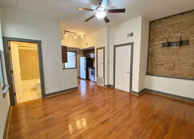 Property at 24 E 15th St Unit 4, Cincinnati, OH, 45202, 1 bed, 1 bath, [object Object]