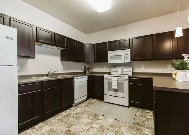 Property at Diamond Bend Apartments - 4430 21st St SE, Mandan, ND, 58554, 2-3 beds, 1.5 baths, [object Object]