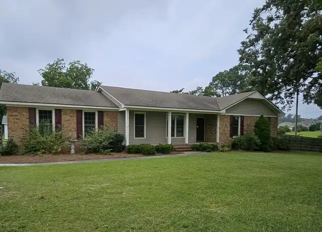Property at 100 Ashley Ave, Goldsboro, NC, 27530, 3 beds, 2 baths, [object Object]