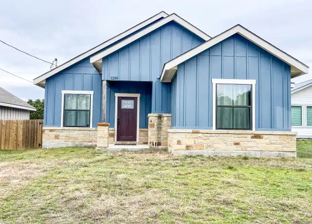 Property at 1259 Green Hill Dr, Canyon Lake, TX, 78133, 3 beds, 2 baths, [object Object]