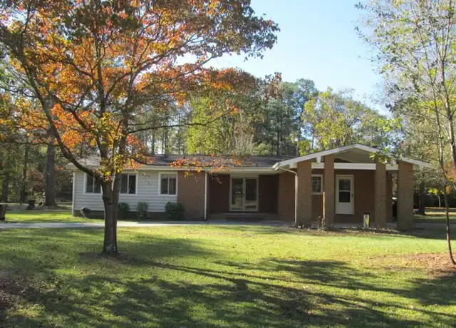 Property at 207 White Oak Rd, Goldsboro, NC, 27534, 3 beds, 2 baths, [object Object]