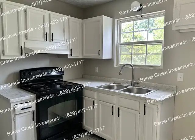 Property at 121 Highland Ct, Danville, KY, 40422, 2 beds, 1 bath, [object Object]