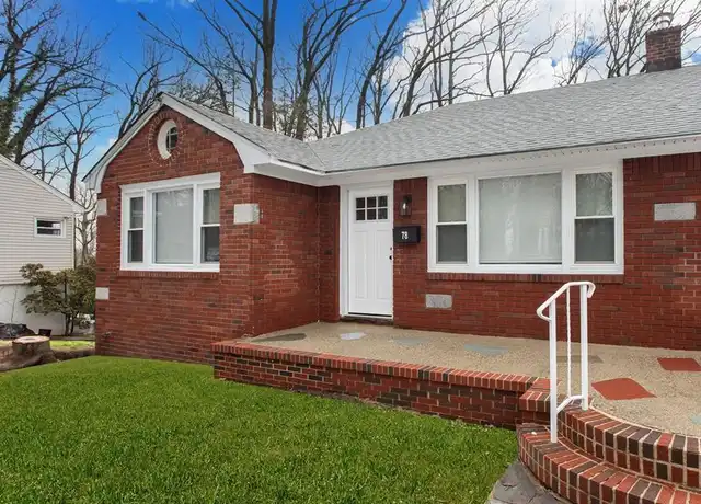 Property at 76 N Farview Ave, Paramus, NJ, 07652, 3 beds, 2 baths, [object Object]