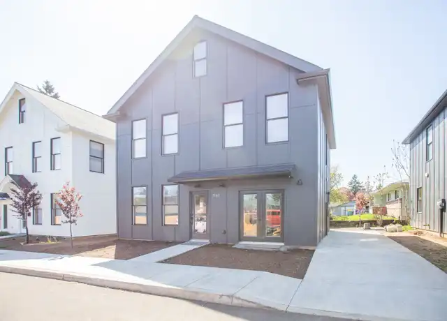 Property at 7761 SE 77th Ave, Portland, OR, 97206, 3 beds, 2.5 baths, [object Object]