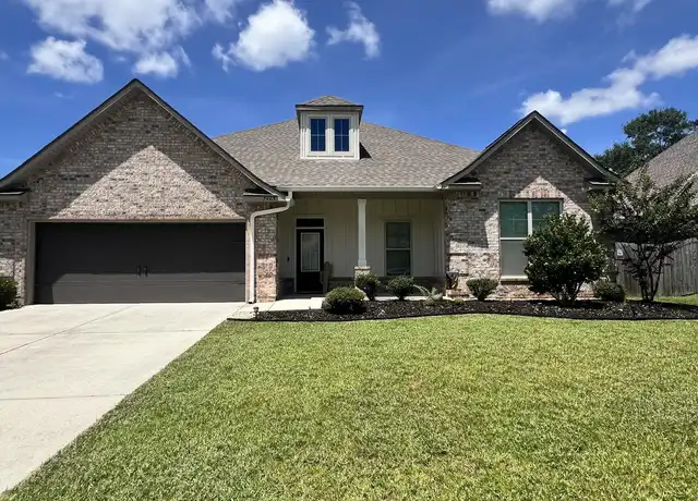 Property at 7465 Saints Cir, Ocean Springs, MS, 39564, 4 beds, 2 baths, [object Object]