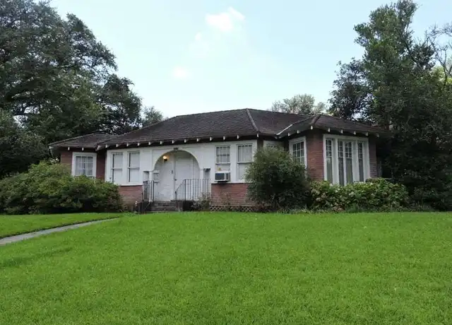Property at 1819 Cedardale Ave Unit B, Baton Rouge, LA, 70808, 1 bed, 1 bath, [object Object]