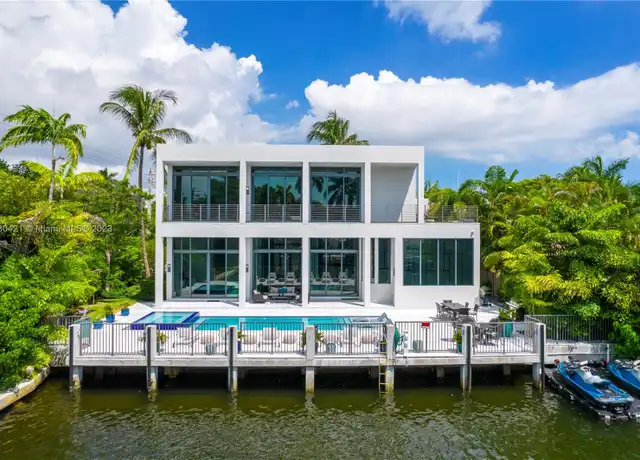 Property at 2700 NE 18th St, Fort Lauderdale, FL, 33305, 6 beds, 5.5 baths, [object Object]