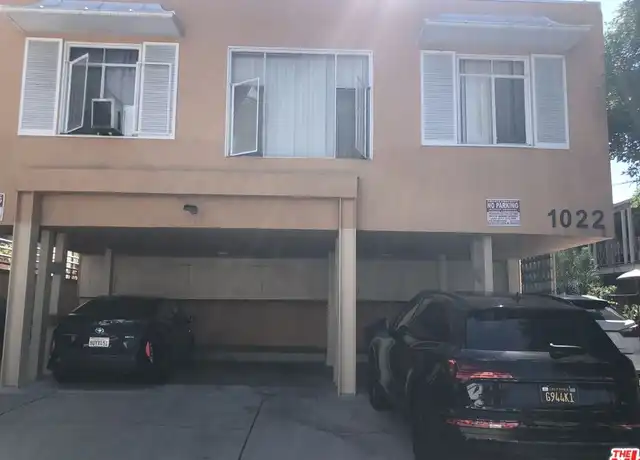 Property at 1022 Croft Ave Unit 2, Los Angeles, CA, 90069, 1 bed, 1 bath, [object Object]