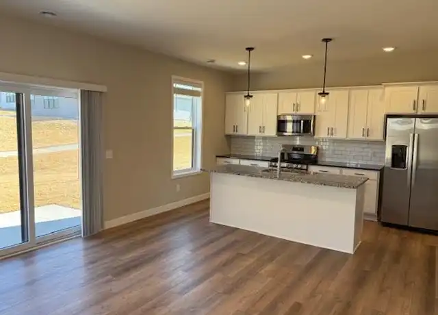 Property at 5370 Robinwood Ct, Chaska, MN, 55318, 5 beds, 3.5 baths, [object Object]