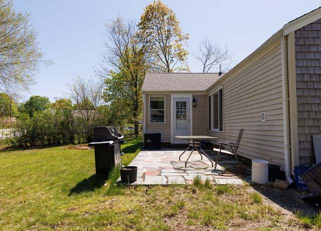 Photo of 15 Cranch St, East Weymouth, MA 02189