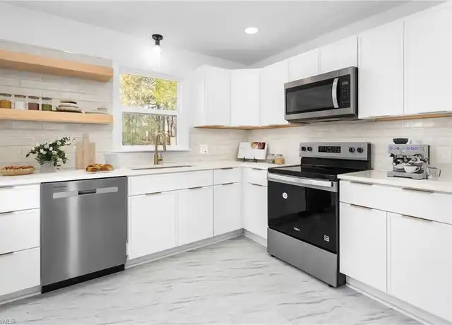Property at 1409 Ida St, Durham, NC, 27705, 2 beds, 1 bath, [object Object]