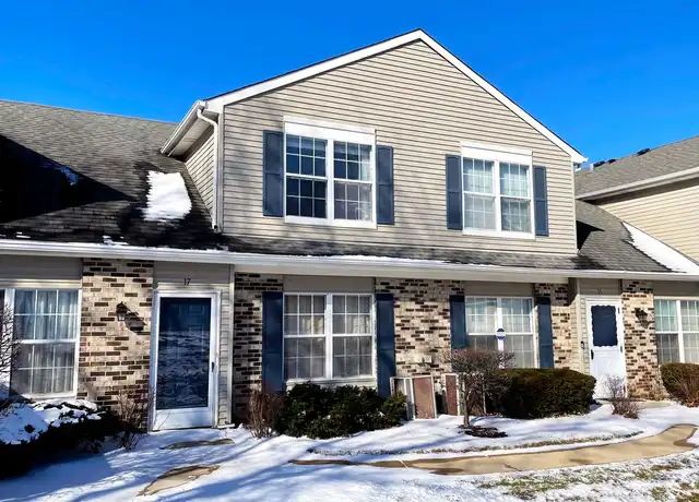 Property at 17 Le Jardin Ct, Buffalo Grove, IL, 60089, 2 beds, 1.5 baths, [object Object]