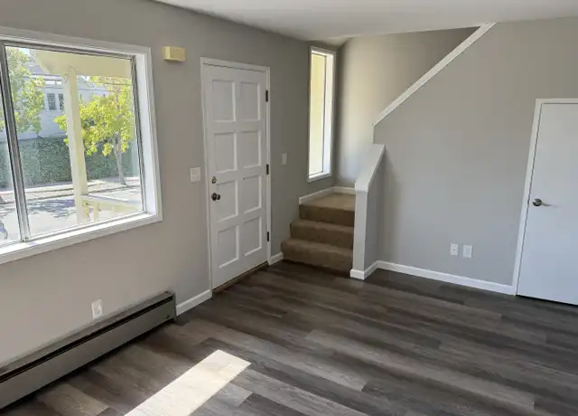 Property at 104 Stanley St, Petaluma, CA, 94952, 2 beds, 1.5 baths, [object Object]