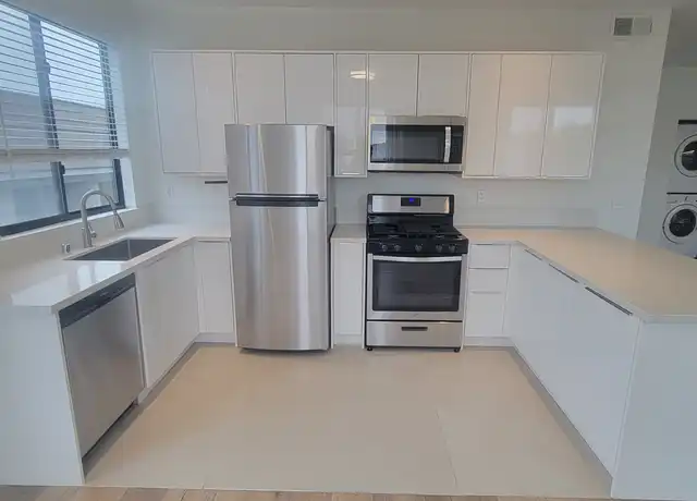 Property at 8811 Burton Way Unit 417, West Hollywood, CA, 90048, 2 beds, 2 baths, [object Object]