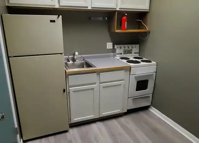 Property at 890 Rice St Unit 1, St Paul, MN, 55117, 1 bed, 1 bath, [object Object]