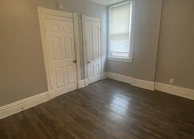 Property at 890 Rice St Unit 1, St Paul, MN, 55117, 1 bed, 1 bath, [object Object]