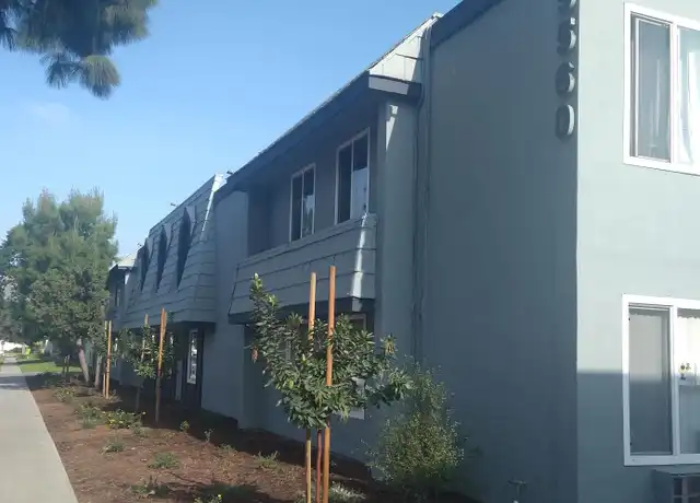 Property at 5560 Ackerfield Ave Unit 102, Long Beach, CA, 90805, 2 beds, 1 bath, [object Object]