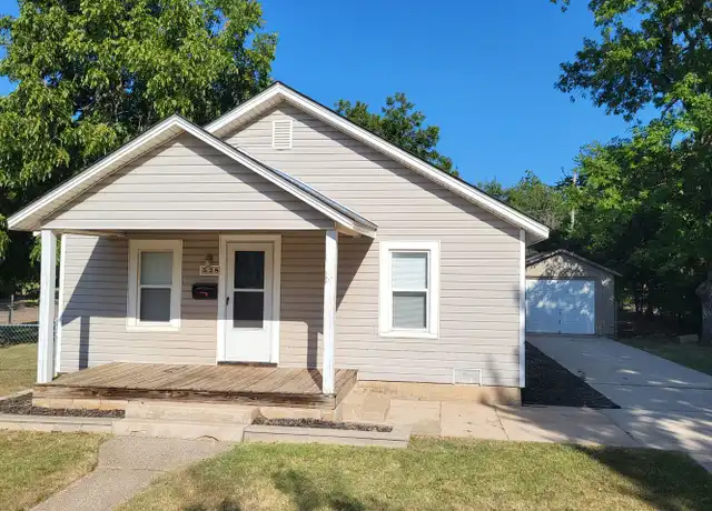 Property at 528 N Boulevard, Edmond, OK, 73034, 3 beds, 1 bath, [object Object]