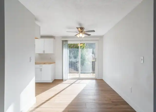 Property at 159 SW Florence Ave #59, Gresham, OR, 97080, 3 beds, 2 baths, [object Object]