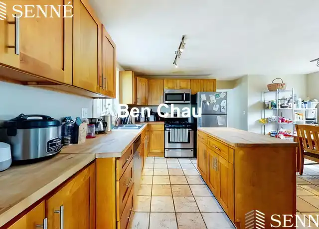 Property at 124 Walnut St Unit 2B, Somerville, MA, 02145, 3 beds, 1 bath, [object Object]