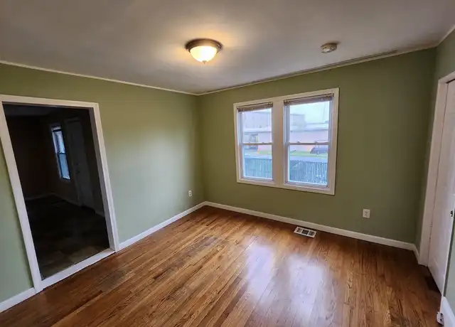 Property at 89 Worcester St Unit 1R, West Springfield, MA, 01089, 1 bed, 1 bath, [object Object]