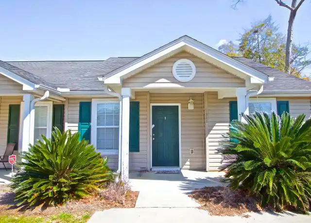 Property at 7955 Ruskin Rd, North Charleston, SC, 29418, 3 beds, 2 baths, [object Object]