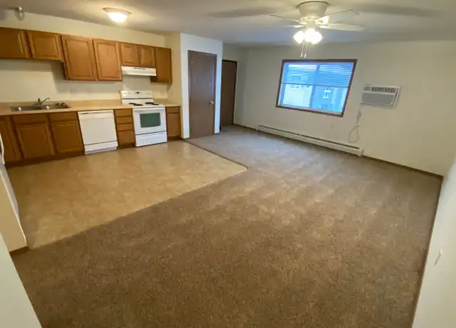 Property at 2610 Cardinal Ave Unit 302, Faribault, MN, 55021, 1 bed, 1 bath, [object Object]