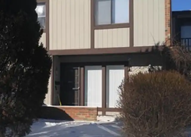 Property at 484 Poplar Dr, Wheeling, IL, 60090, 3 beds, 2.5 baths, [object Object]