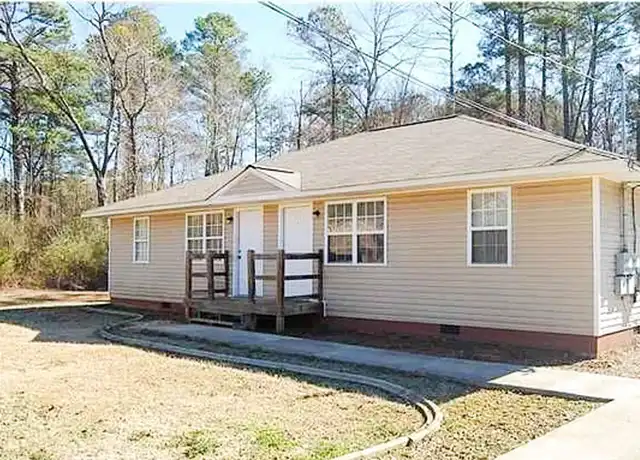 Property at 668 Gardner Dr SE Unit B, Jacksonville, AL, 36265, 2 beds, 2 baths, [object Object]