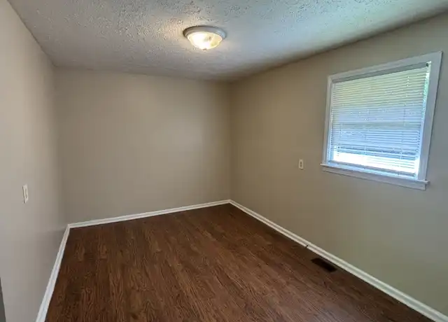 Property at 1020 Vera Dr, Columbus, GA, 31906, 3 beds, 1 bath, [object Object]