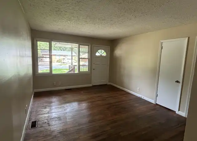 Property at 1020 Vera Dr, Columbus, GA, 31906, 3 beds, 1 bath, [object Object]