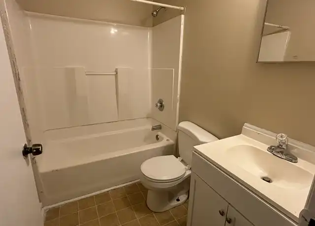 Property at 1020 Vera Dr, Columbus, GA, 31906, 3 beds, 1 bath, [object Object]