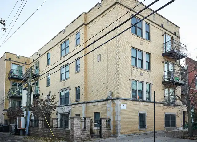 Property at 1531 W Hollywood Ave Apt 1, Chicago, IL, 60660, 4 beds, 3 baths, [object Object]
