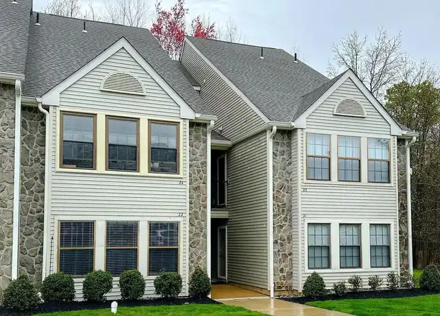 Property at 22 Bridgewater Dr, Marlton, NJ, 08053, 2 beds, 1 bath, [object Object]