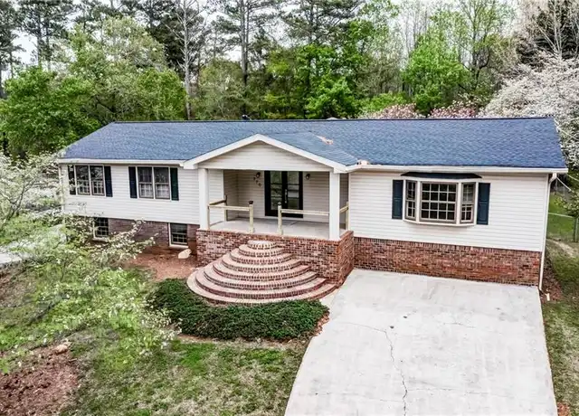 Property at 770 Pine Lake Dr NW, Marietta, GA, 30064, 3 beds, 2 baths, [object Object]