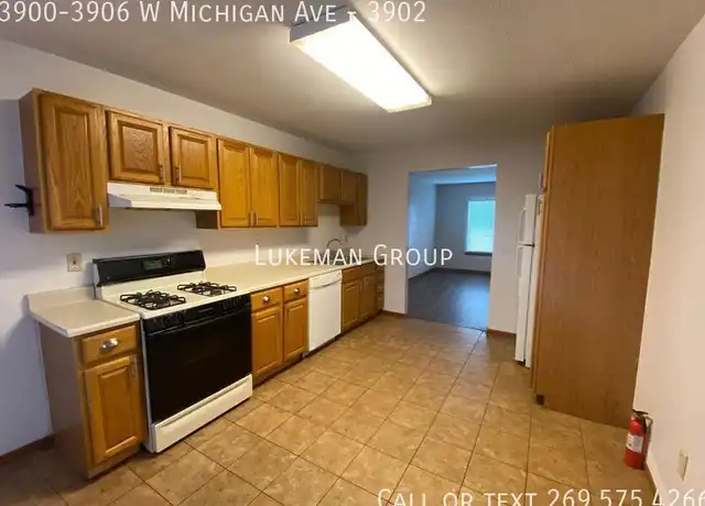 Property at 3900 W Michigan Ave Unit 3902, Kalamazoo, MI, 49006, 4 beds, 3.5 baths, [object Object]