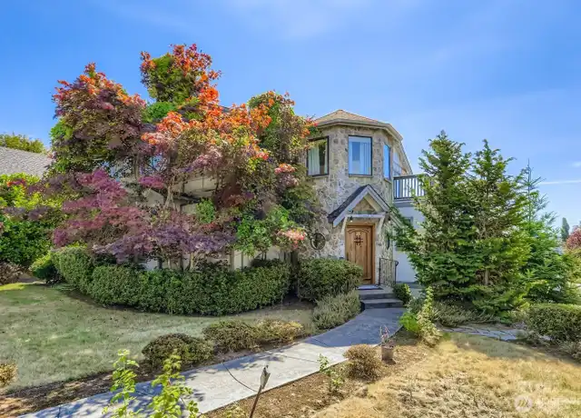 Property at 117 11th Ave, Kirkland, WA, 98033, 4 beds, 3.5 baths, [object Object]