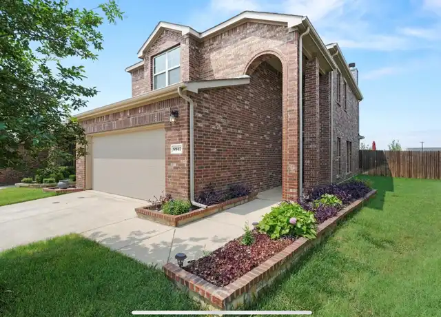 Property at 8937 Tenderfoot Ln, Aubrey, TX, 76227, 3 beds, 2.5 baths, [object Object]