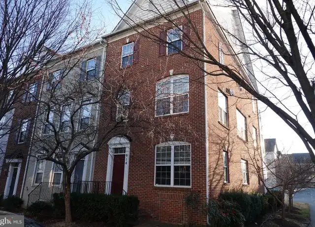 Property at 914 Grand Champion Dr, Rockville, MD, 20850, 3 beds, 3.5 baths, [object Object]