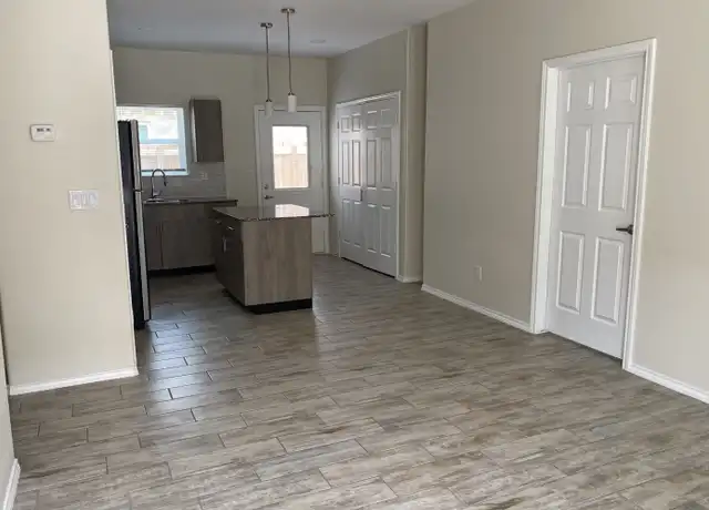 Property at 4903 N Hiawatha Dr Unit 5205-03, Pharr, TX, 78577, 3 beds, 2 baths, [object Object]