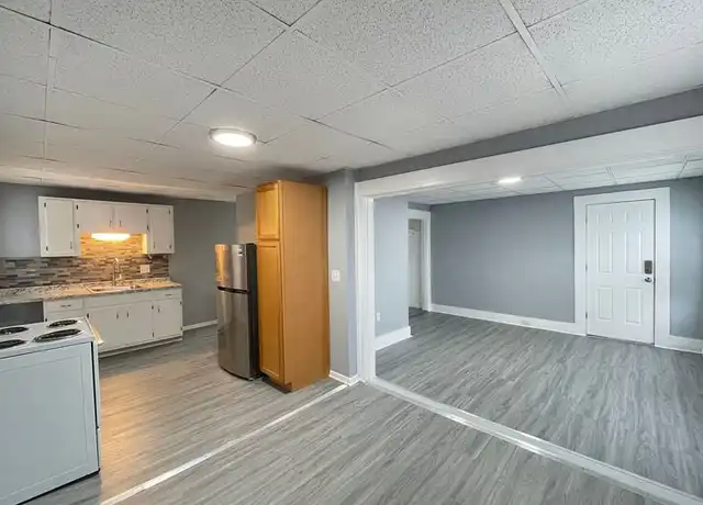 Property at 416 Rimmon St Unit 5, Manchester, NH, 03102, 1 bed, 1 bath, [object Object]