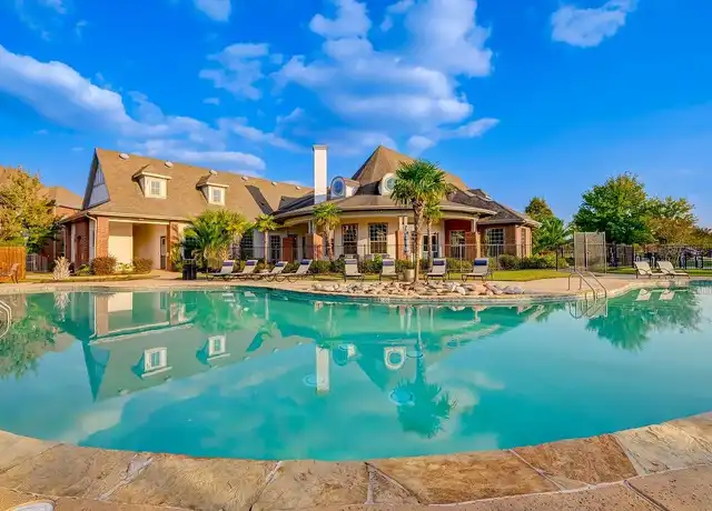 Property at Chateau Mirage Apartment Homes - 1630 Rue du Belier, Lafayette, LA, 70506, 3 beds, 2 baths, [object Object]