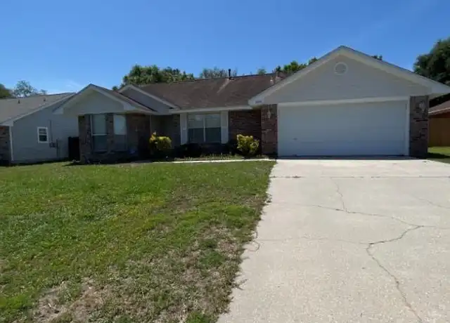 Property at 2820 Tamiami Trl, Crestview, FL, 32539, 3 beds, 2 baths, [object Object]