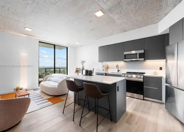 Property at 307 SW 5th St Unit 2406, Fort Lauderdale, FL, 33315, 1 bed, 1 bath, [object Object]