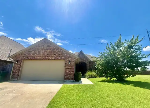Property at 2408 NW 193rd St, Edmond, OK, 73012, 4 beds, 2 baths, [object Object]