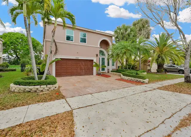Property at 1500 SW 171st Ter, Pembroke Pines, FL, 33027, 5 beds, 3 baths, [object Object]
