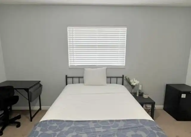 Property at 1214 Fairlane Ct Unit 1, Winter Haven, FL, 33881, 1 bed, 1 bath, [object Object]